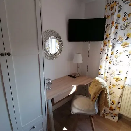 Monteurswohnung 5 Schlafzimmer 게스트하우스 빌헬름스하펜