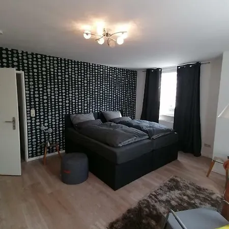 Monteurswohnung 5 Schlafzimmer